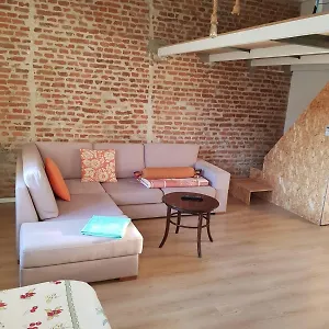 https://yes2-tirana.hotels-in-tirana.com